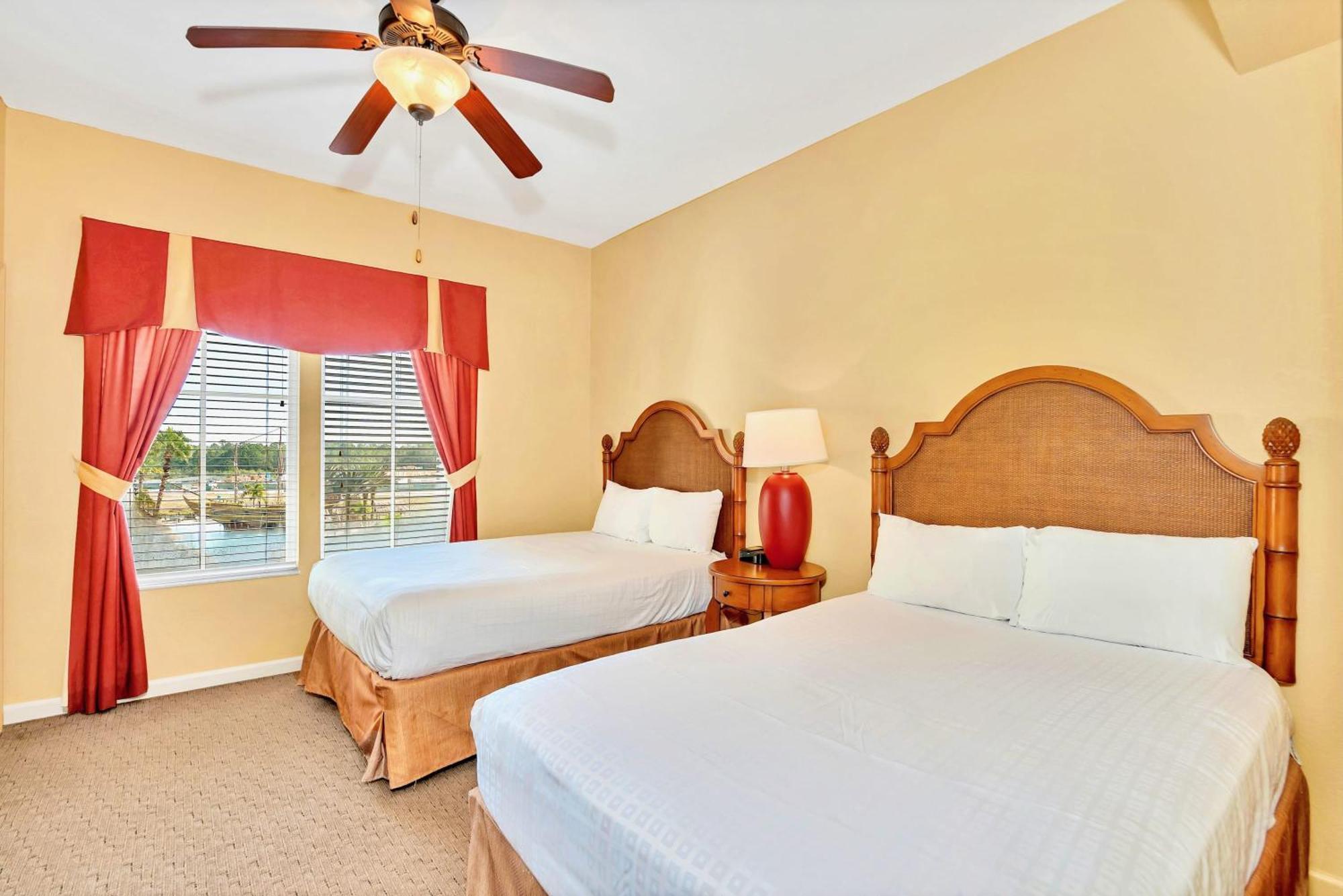 Cozy 2br With Pirate Pool Holiday home *
